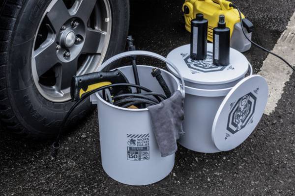 エヴァンゲリオンのワークブランド「A.T.FIELD」より、多用途収納＆イスとしても使えるワークバケットが5月30日発売