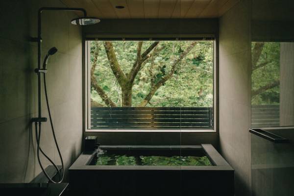 自慢の温泉を堪能できる、緑に囲まれた岐阜の貸別荘＆カフェ「TEF TANIGUMI」で利用可能なふるさと納税スタート