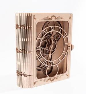 歯車や針まで自然の温もりを感じる天然木！ウクライナ発の洗練されたデザインの木製時計「MadClockMaker」がMakuakeにて予約販売開始