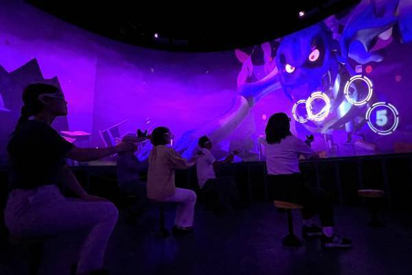 志摩スペイン村新規アトラクション「オバケハンター３Ｄ ～360°の大決戦～」2023年7月1日（土）から！