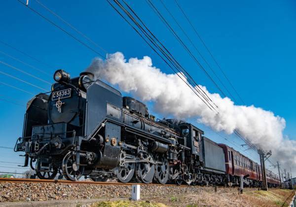 第20回秩父鉄道写真コンテスト応募開始！6/1(木)～7/31(月)　入賞作品の中から来年のカレンダーを作成