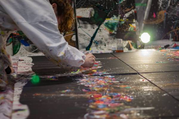 大阪・心斎橋ビッグステップにてライブペインティング「境界線を破壊して繋ぐ」を2023年6月25日(日)～7月8日(土)開催！