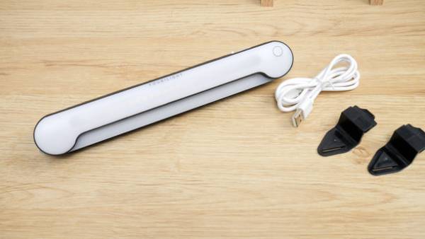 リングライト＆女優ライトの進化系「YOUNILiGHT(ユーニライト)」6月3日Makuakeにて販売開始