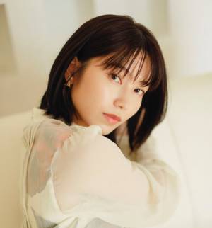 横山由依さんが人生シャンプーに出会う！？「エアリーフローで自分史上まとまりのある髪に！」