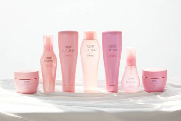 横山由依さんが人生シャンプーに出会う！？「エアリーフローで自分史上まとまりのある髪に！」