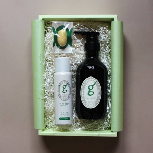 ＜父の日限定ギフト＞“みどりまゆ”シルクの便利なスプレータイプUVと、実用的なオールインワンシャンプーを期間限定で発売　～ 6月8日(木)からオンラインストアで ～