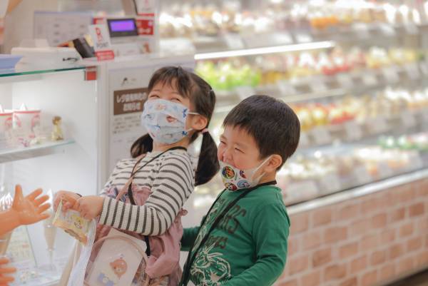 キューズモールの夏バーゲン「BANG！BANG！BARGAIN」を開催