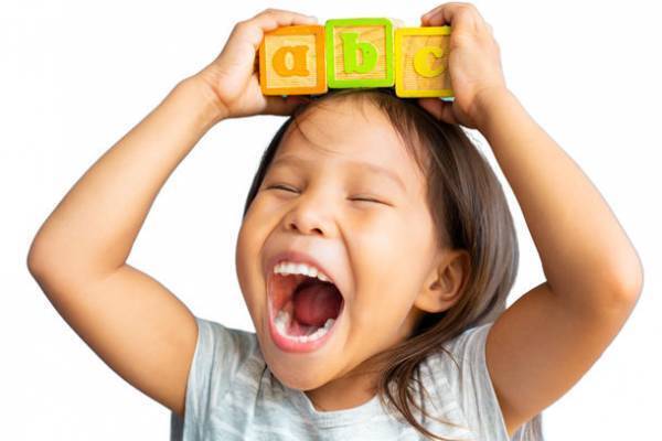 英語の音を重視した音英語学習スマホアプリ『Onki』提供開始　特許取得の機能を使い、楽しくゲーム感覚で英文暗記が可能