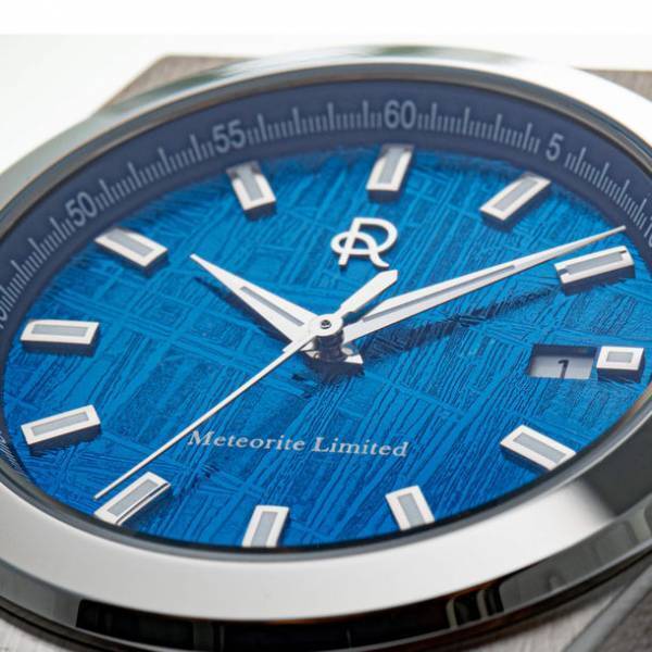 文字盤に隕石を使用！ステンレス904Lをまとった『メテオライトウォッチ』より、完売した人気の文字盤デザインを個数限定で6月9日(金)から再販開始！