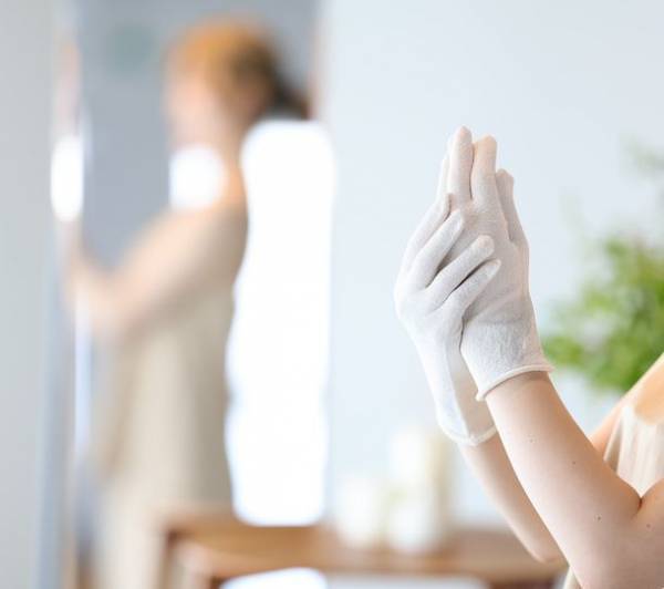 シルク生糸を使ったスキンケアツールを新開発し商品化！6月14日-16日の『インテリア ライフスタイル2023』で発表