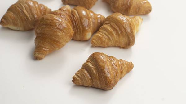 関西で有名なベーカリーショップ「ル・クロワッサン」のフランチャイズ1号店　6/16(金)大阪市鶴見区に「ル・クロワッサン今福鶴見店」をOPEN！