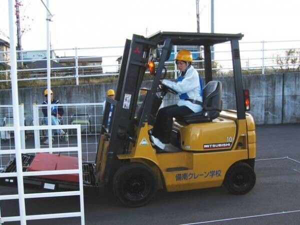 累計6,000人の大型免許取得者実績　広島県福山市の備南自動車学校が大型免許取得と就職企業斡旋をしてくれる「ビナン物流アカデミー」をリニューアル　～2024年問題トラックドライバー不足解消へ～