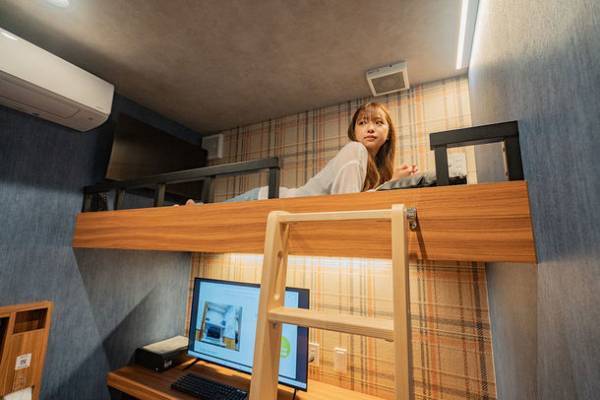 カレーとサウナが人気のインターネットカフェ「グランカスタマ」　ホテルのようなインテリアの「上野店 新館」をオープン