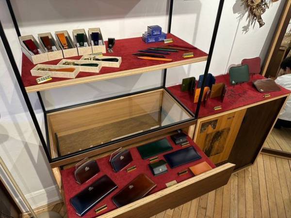 革のダイヤモンド“コードバン”専門ブランド「UNIQUEON」初の旗艦店が銀座「奥野ビル」に7月1日オープン！