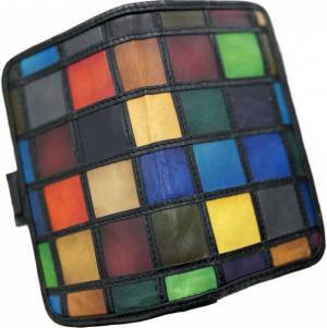 16種類の色合いをマスに配置！世界で一つだけのデザインが可能な「カラフル“増す”スマホケース＆ポーチ」をMakuakeにて8月開始～あなたはどっち派　手帳型スマホケース or スマホポーチ～