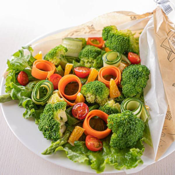 大阪・肥後橋にカフェ＆バー「BOSCO di frutti」がオープン！新鮮野菜やフルーツを使った健康志向のメニューをご提供　インフルエンサーコラボイベントや期間限定キャンペーンも