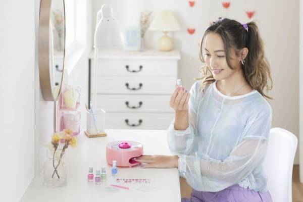 世界75か国以上で販売されているアメリカ発のキッズコスメブランドがついに日本上陸！『MIR COLORS　エムアイアールカラーズ』が6月24日(土)7アイテム同時発売