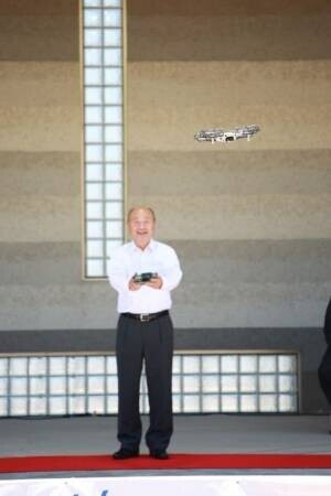 伊豆大島で「おしんドローンスクール 東京校」の開校式＆ドローン操縦体験会を開催