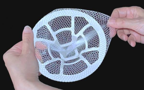 ＜Makuake達成率2,101％＞お風呂排水口掃除のお悩みを解決する「HUBATH ヘアーキャッチャー」が新登場！