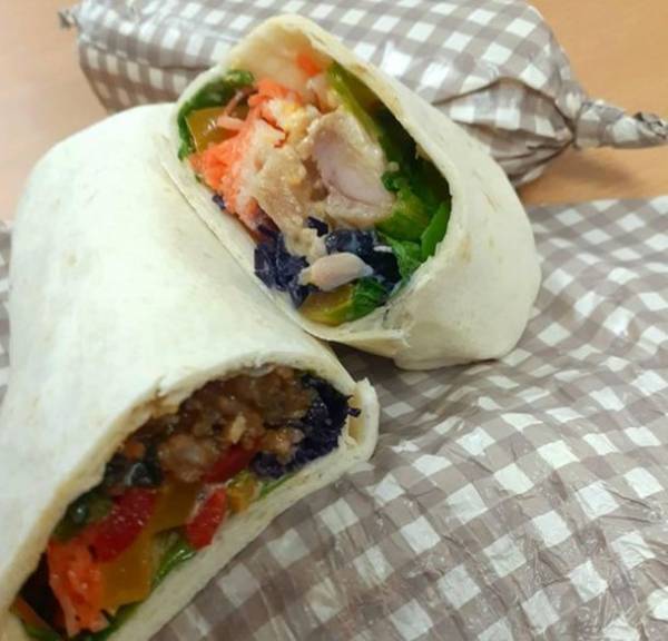 夜空を染める5,000発の花火を特等席で淡路市夏まつり花火観賞プラン販売　淡路島岩屋港・明石海峡大橋クルーズ