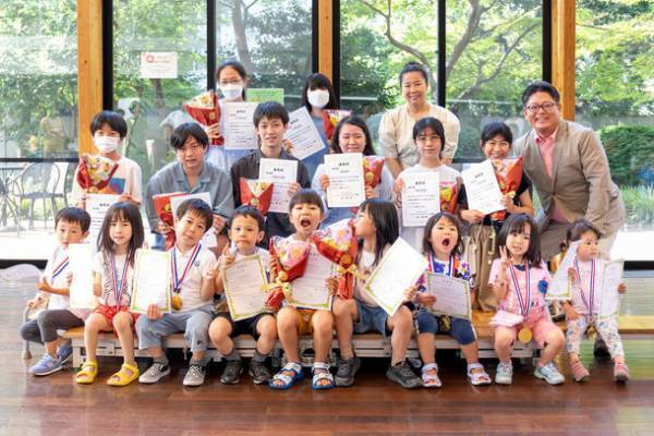 「ファミリーカイロプラクティック三鷹院30周年感謝祭」を2023年7月2日に開催！91名が参加し、一治療院としては最大規模の盛り上がりに