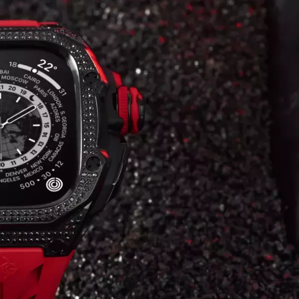 高級アップルウォッチケースを展開する「GOLDEN CONCEPT」ブラック＆レッドの攻めの効いたデザインが目を引く最新コレクション「RST49 Diablo」が日本初入荷