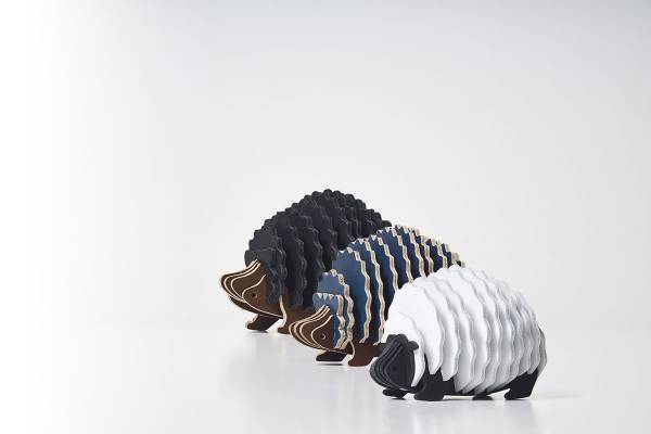 【産学連携事業】マドラス×中京大学坂田隆文ゼミ考案革製品ギフトアイテム7月1日よりMakuakeにて販売