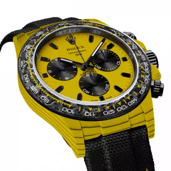 カスタム時計メーカー「DIW」から、映画「トランスフォーマー」の人気キャラクター「バンブルビー」をモチーフにした最新モデル「Bumblebee Carbon」が発売