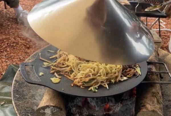 キャンプ系YouTuber FUKU×CGK共同開発　薄くてかさ張らない組立式「グリドルのフタ」を6月29日に発売！