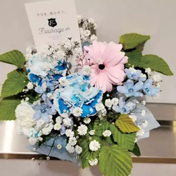 七夕に満点の星のようなカスミソウの限定商品を埼玉県大宮駅にて販売！