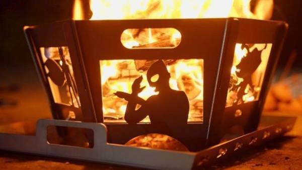 この夏は家族で「ウルトラキャンプ」？！令和の“アツい夏”を「ウルトラマンの焚火」で楽しもう！「空想焚火シリーズ ウルトラマン篇」新PV完成＆キャンプ場レンタルいよいよ開始！