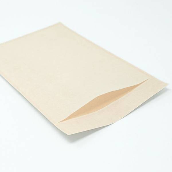 アパレル商品やコスメなどの小物を入れるのに最適な半透明の紙製平袋 170mm幅タイプを7月11日に新発売