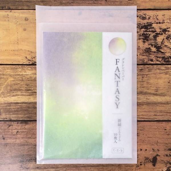 アパレル商品やコスメなどの小物を入れるのに最適な半透明の紙製平袋 170mm幅タイプを7月11日に新発売