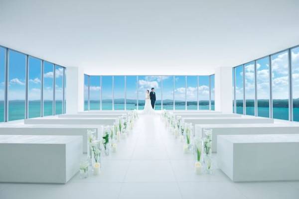 オンライン参列システムSanLet's(サンレッツ)　TAKAMI BRIDALが運営する沖縄の2つの教会に8月1日から導入