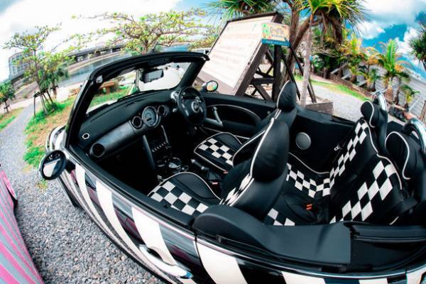 沖縄発！！目立ってGo!Go!Go!ミニクーパー専門レンタカー「FNDレンタカー」2023年7月20日(木)　沖縄那覇にグランドオープン