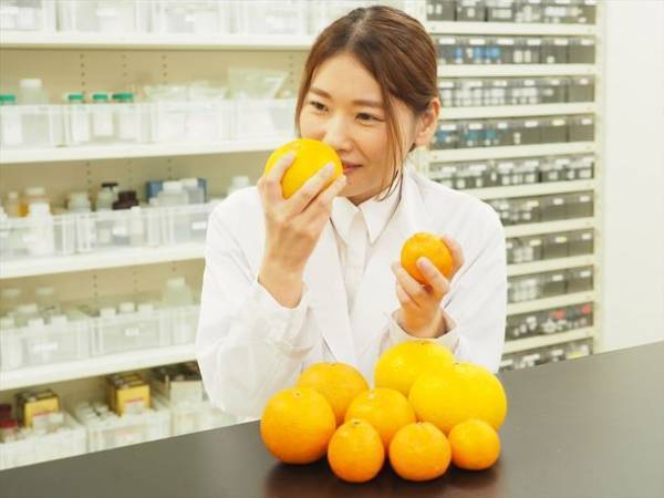 ラサーナ、広島・大崎海星高等学校との共同開発製品『ラサーナ 海藻 バス オイル 甘夏(あまなつ)の香り』を7月24日から工場見学来場者への無料体験企画品として提供開始