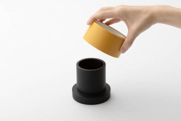 デザイナーが正直にカタチにするブランド「LIFEWORKPRODUCTS」から暮らしの道具を収納できるペンスタンドを7月17日よりオンラインストアにて発売