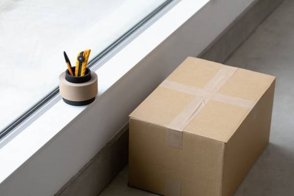 デザイナーが正直にカタチにするブランド「LIFEWORKPRODUCTS」から暮らしの道具を収納できるペンスタンドを7月17日よりオンラインストアにて発売