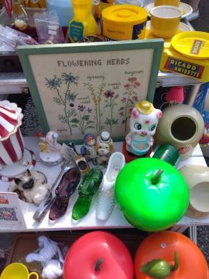 秋の谷中骨董市を9月・10月・11月に開催　骨董市の様子を撮影・配信してくれるYouTuberも募集