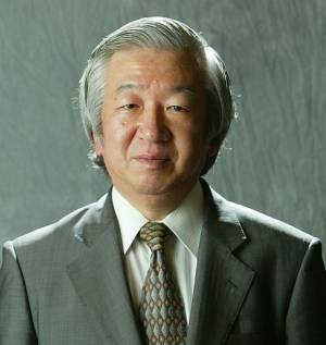 7月10日は、“オイルの日”「ずるヤセ習慣！脂肪燃焼フェア」開催記念イベントを開催　蓮佛美沙子さんがダイエットの常識をひっくり返すMCTオイルに興味津々