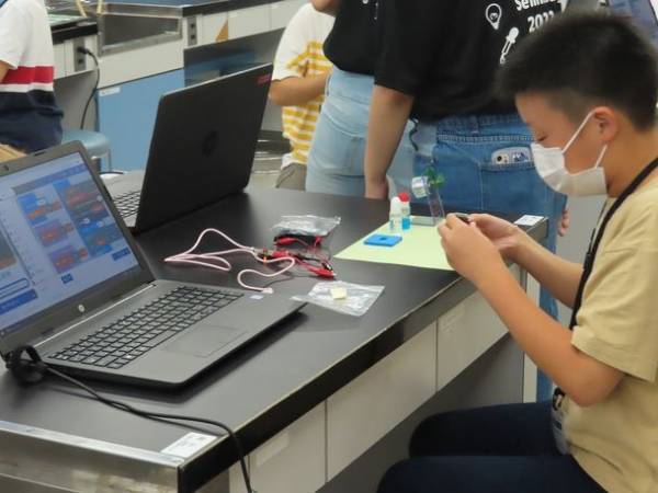 「ひらめき☆ときめきサイエンス」を7月22日(土)に開催！科学の実験を身近に体験