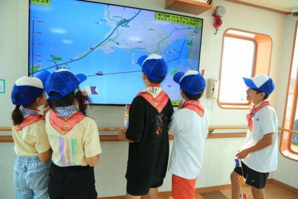 夏休みの自由研究に！船の通信を学ぶ・体験する　淡路島うずしおクルーズ・明石海峡大橋クルーズ共同企画　謎解きクイズ「タマネギ船長のメッセージを解読せよ」8月1日～8月31日開催