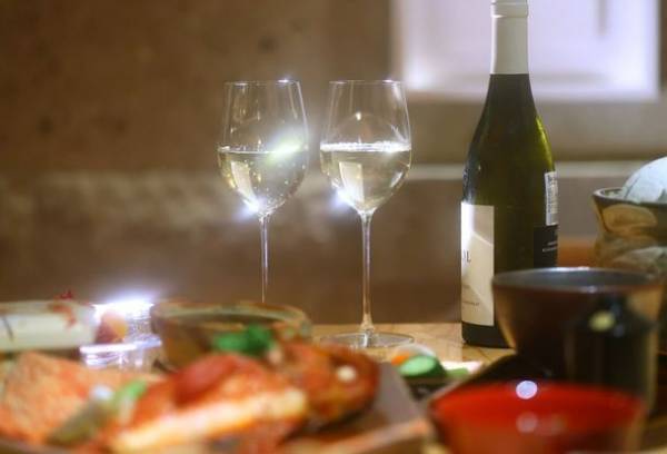 熱海の別荘地・西山に一軒家レストラン「YOFUKASHI」オープン！完全予約貸切制の“セカンドダイニング”誕生