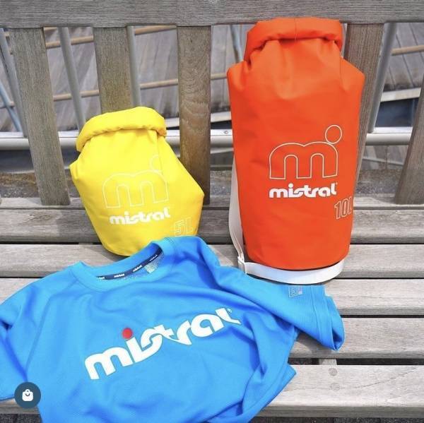 夏を楽しもう！ ボート　マリングッズ・アパレル　くるま