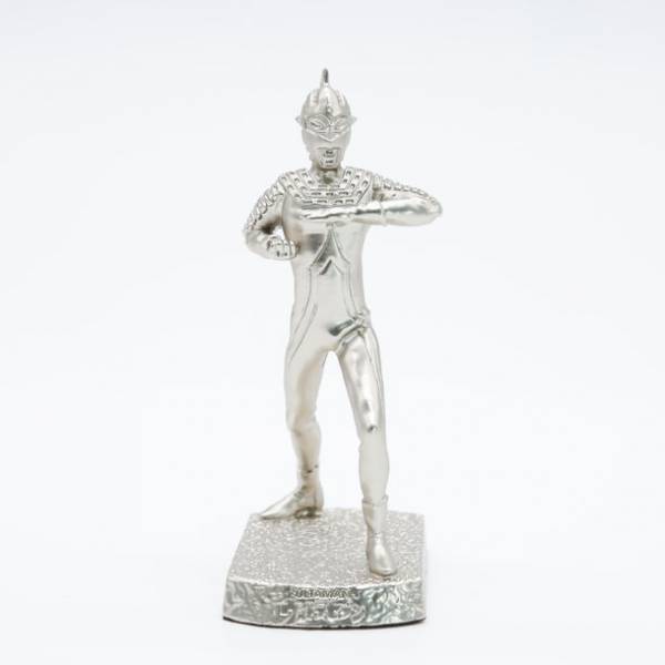 ウルトラマンシリーズのペーパーウェイトがワンダーフェスティバル2023　Summerにて先行販売！