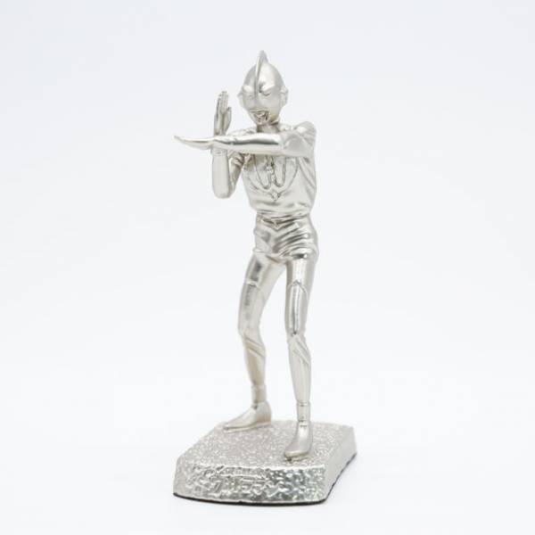 ウルトラマンシリーズのペーパーウェイトがワンダーフェスティバル2023　Summerにて先行販売！