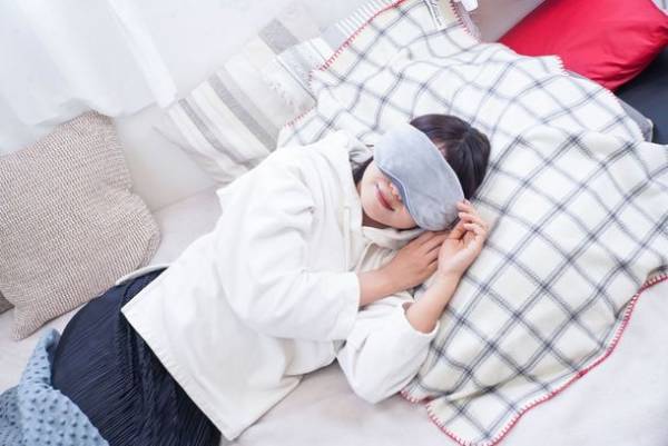 重さが気持ちいい！「imin加重アイマスク」の販促強化を8月より実施　今夏の猛暑による夜の不眠問題をサポート