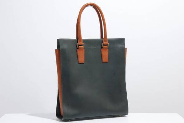 革製品専門店「leather works KATSUYUKI TANAKA」が植物タンニン鞣し革を使った高級バッグの無金利ローンサービスを開始