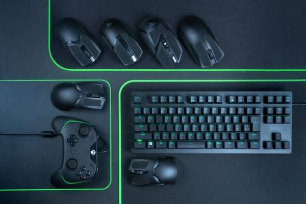 GRAPHT「CUSTOM GAMING GEAR SERIES」より高密度発泡ゴム素材で、乾湿問わないグリップ性能を実現した薄型マウスグリップテープを7月31日(月)発売