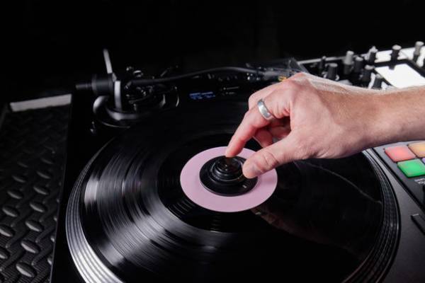 トーンアームフリーのDVS演奏とアナログレコード再生の両対応を世界で初めて実現　プロフェッショナル向けデジタル・アナログ ハイブリッドターンテーブル「PLX-CRSS12」が登場